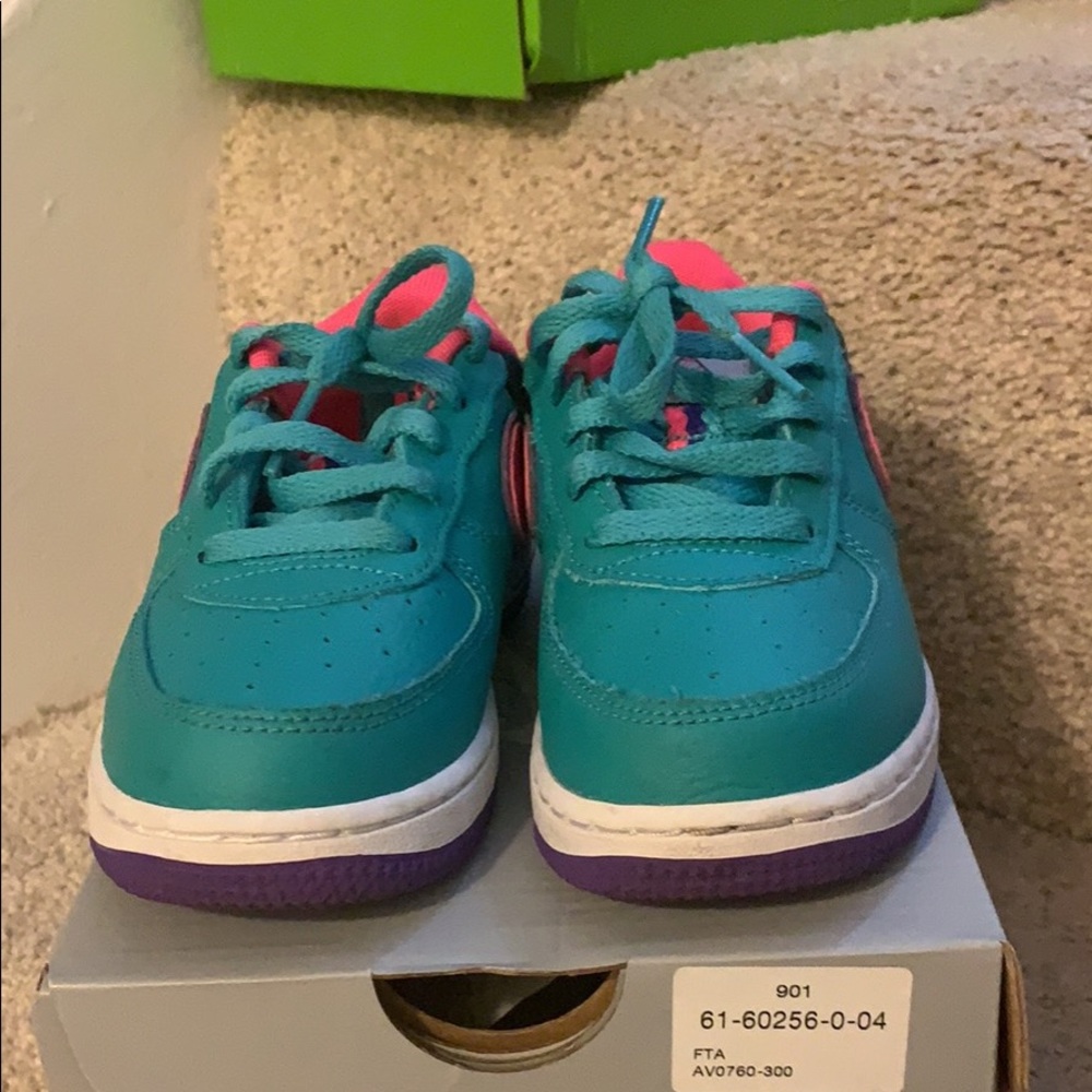 Nike force 1 size 9c